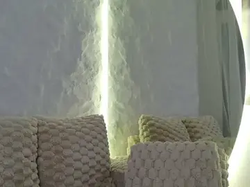 Moniqque  live sex cam
