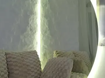 Moniqque  live sex cam