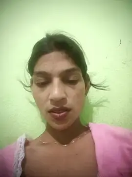 Nidhiyadav00  live sex cam