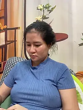 Boyd98  live sex cam