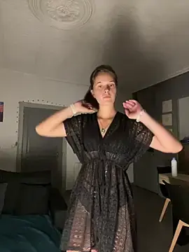 Eleaoff  live sex cam