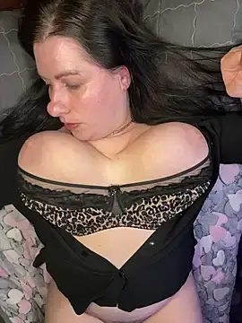 Evelinia  live sex cam