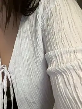 Kiss_My_Body  live sex cam