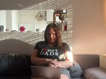 Leyla_Luxury  live sex cam