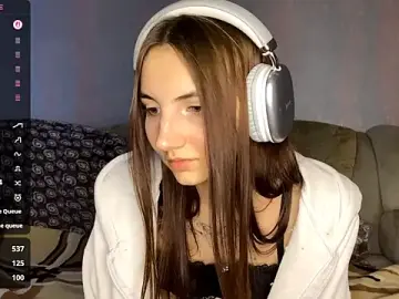 AlisaBloom  live sex cam