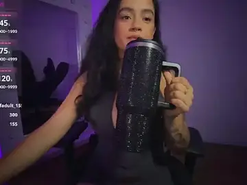 LyzzGuzman  live sex cam