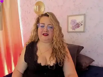 Martinacurvy_  live sex cam