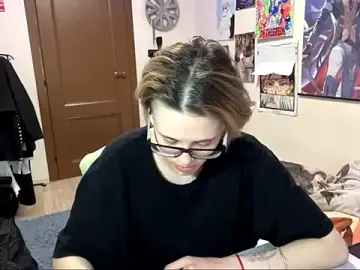 Queen_moments_  live sex cam