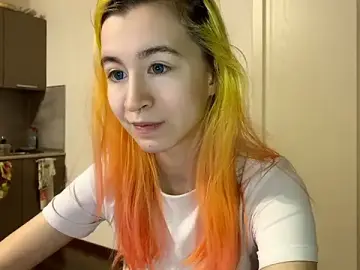 EmilyHein  live sex cam