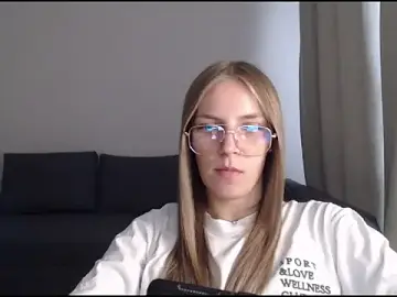 HitGyrl  live sex cam