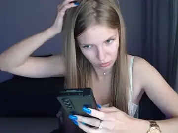 HitGyrl  live sex cam