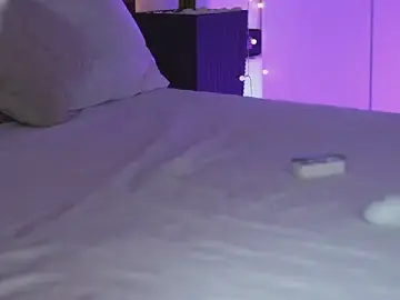 KatiaDivine  live sex cam
