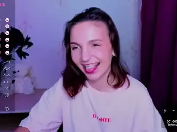 KindHazelHere_  live sex cam