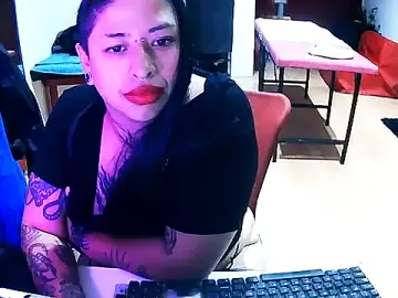 Kinki_vi  live sex cam