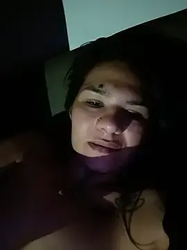 Ciocolata25  live sex cam