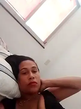 Rosalinda05  live sex cam