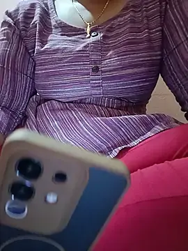 Tamilpriya757  live sex cam