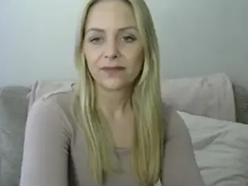 Emily-becker  live sex cam