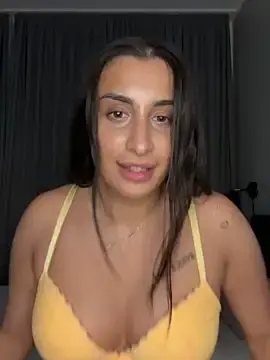 Its_Jasmxn  live sex cam