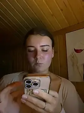 MewKate  live sex cam