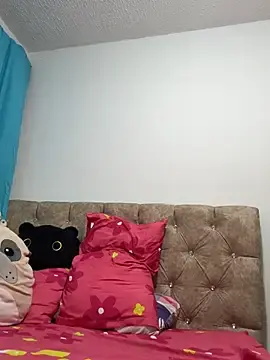 Mia_cooper_24  live sex cam