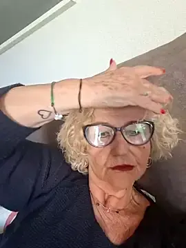 Rosasuso  live sex cam