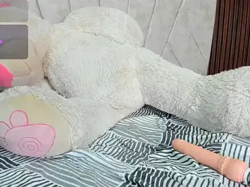 XNahomi_21  live sex cam