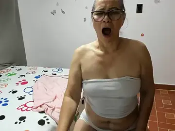 Carlaa-69  live sex cam