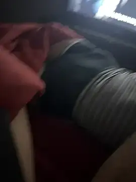JuicyXX3  live sex cam