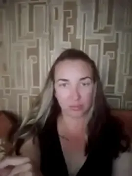 RavennaReyn  live sex cam