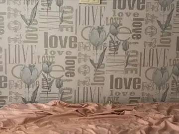 Emily_aurora  live sex cam