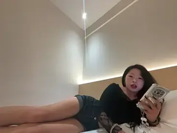 Jingjing005  live sex cam