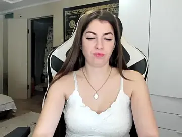 EmiLovsi  live sex cam