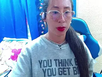 Gia_leinn  live sex cam