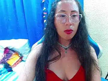 Gia_leinn  live sex cam