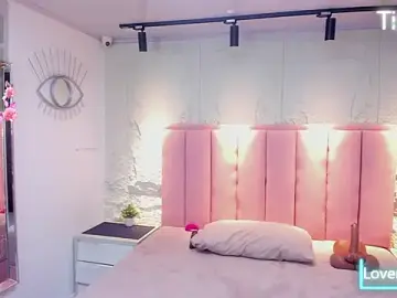 LIZZY_VALL  live sex cam