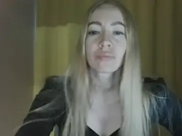 LensyTourels  live sex cam