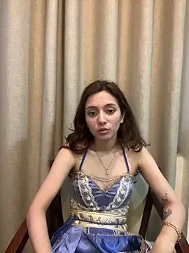 Lilywant  live sex cam