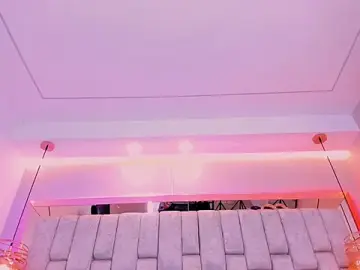 MaddyCrofft  live sex cam