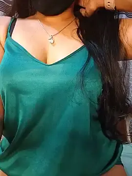 Rina777o  live sex cam