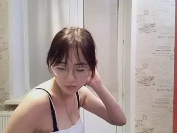 SolvedGlobe  live sex cam