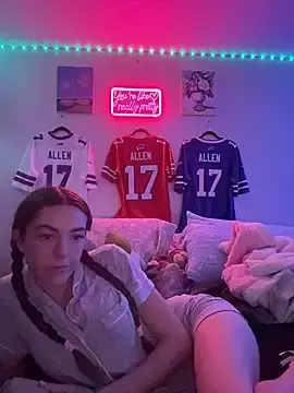 Babygingerboo  live sex cam
