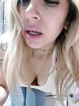 Cositarica2555  live sex cam
