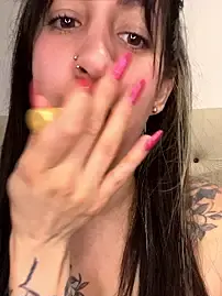 Nena_santa  live sex cam