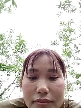 Nhoem112  live sex cam