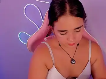 CharlotteBloom12  live sex cam
