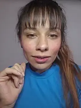 Hairy_ptt  live sex cam