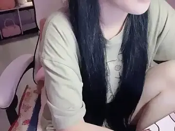 Hilarry19  live sex cam