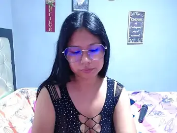 Letty_Plugxo  live sex cam