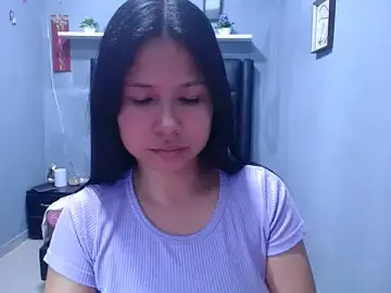 Letty_Plugxo  live sex cam